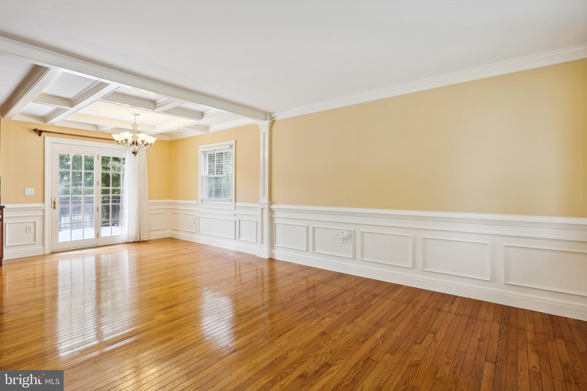 308 Williamsburg Road Sterling, VA 20164 - Photo 11 of 24