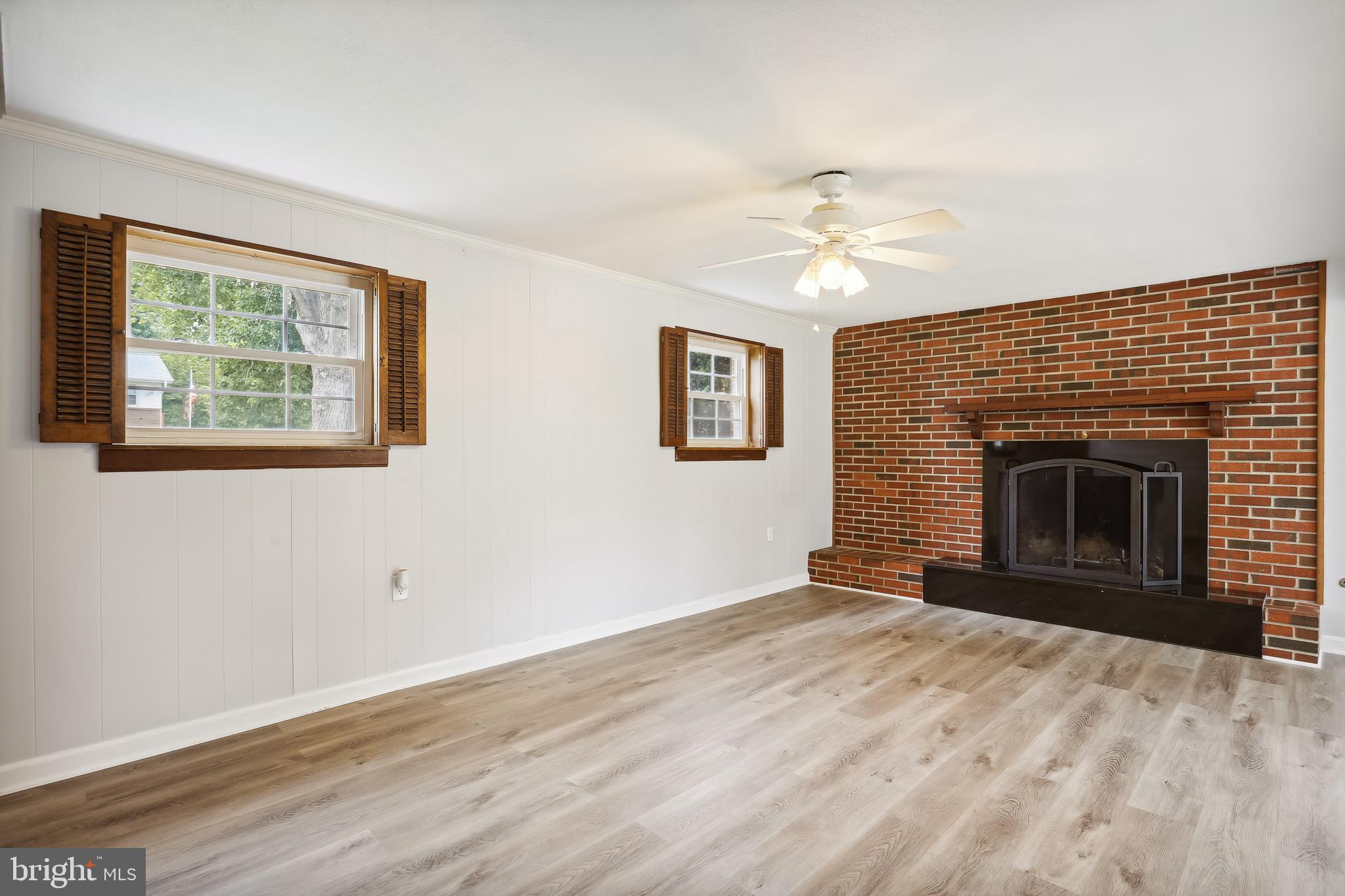 308 Williamsburg Road Sterling, VA 20164 - Photo 15 of 24
