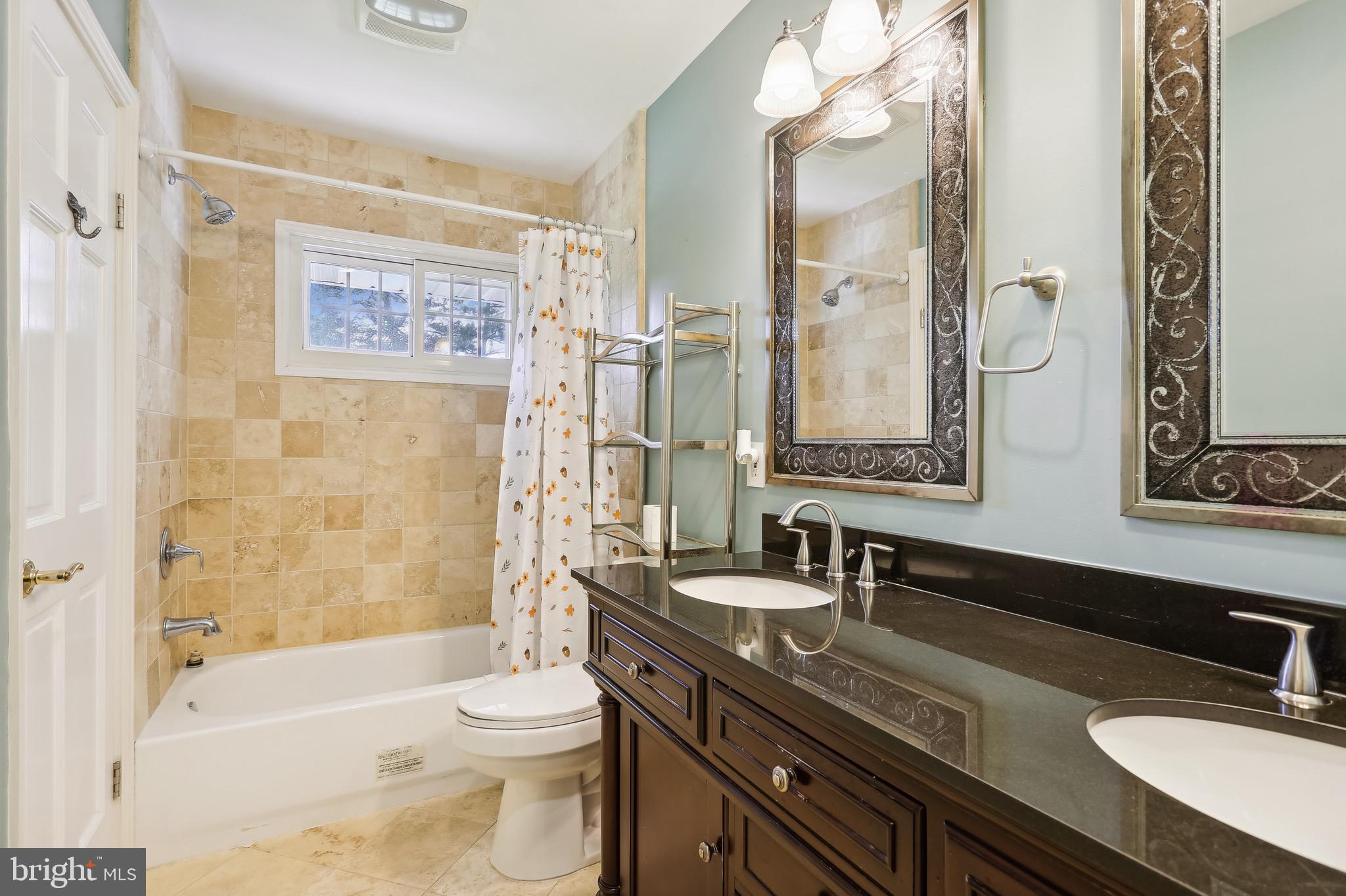 308 Williamsburg Road Sterling, VA 20164 - Photo 17 of 24