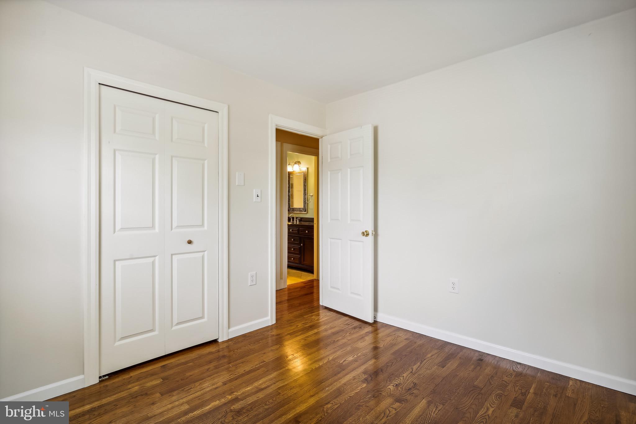 308 Williamsburg Road Sterling, VA 20164 - Photo 21 of 24