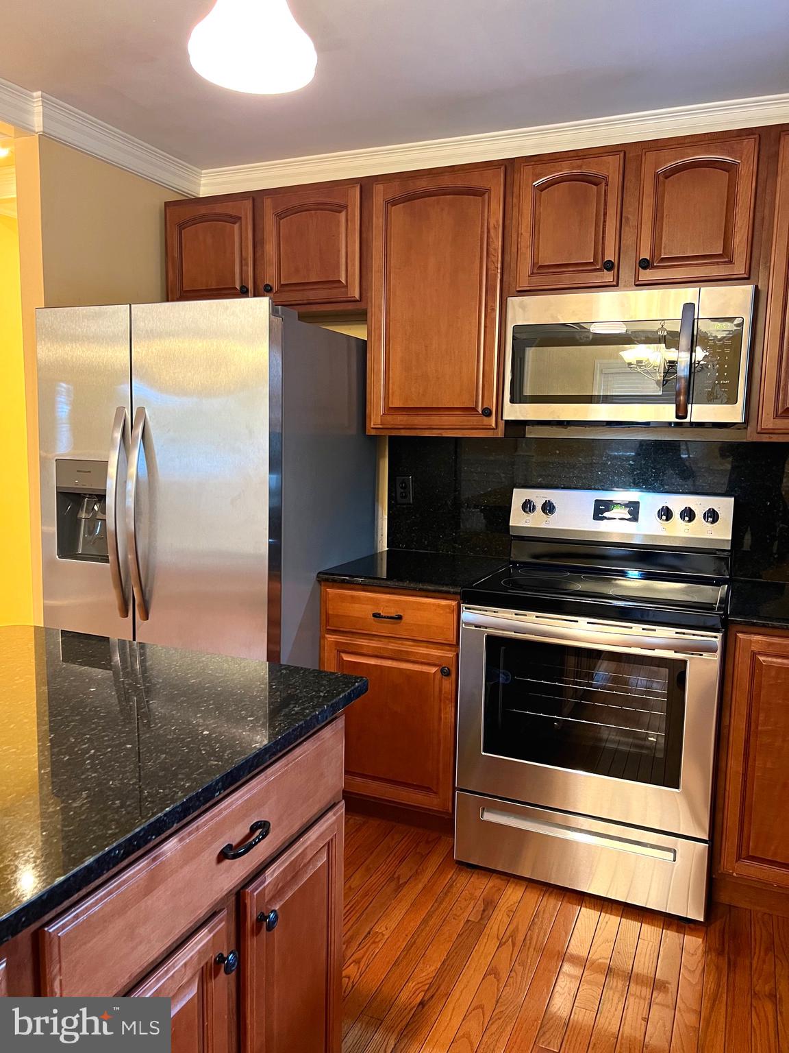 308 Williamsburg Road Sterling, VA 20164 - Photo 7 of 24