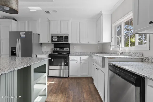 $434,000 | 25481 Old Highway 49, Saucier, MS 39574