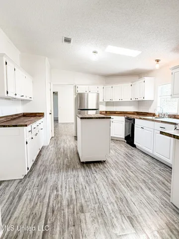 $444,000 | 25481 Old Highway 49, Saucier, MS 39574