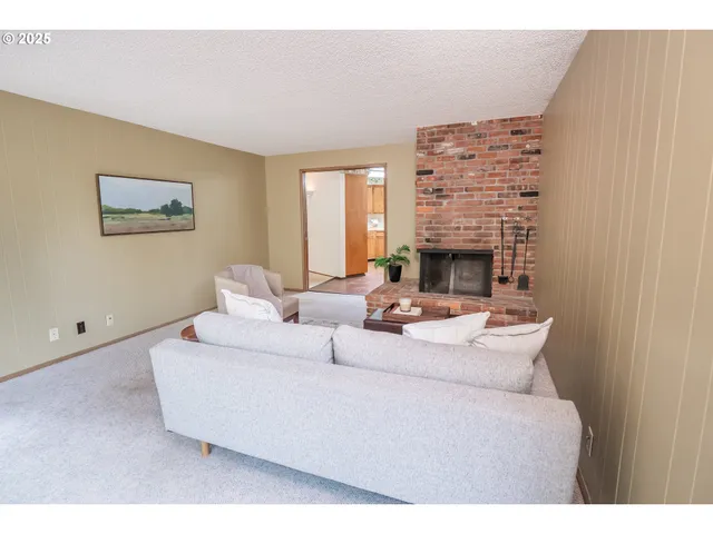 $749,000 | 90402 Marcola Road, Springfield, OR 97478