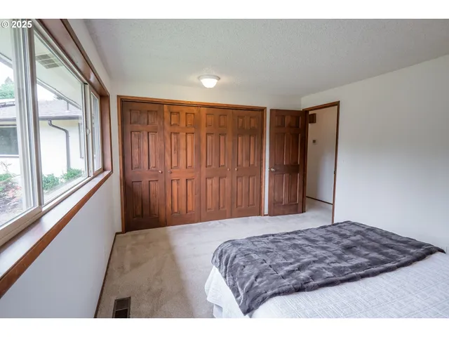 $749,000 | 90402 Marcola Road, Springfield, OR 97478