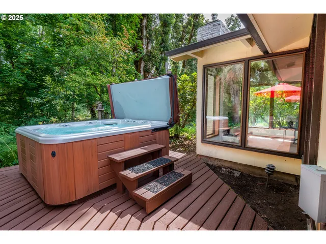 $749,000 | 90402 Marcola Road, Springfield, OR 97478