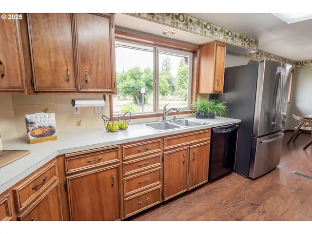 $749,000 | 90402 Marcola Road, Springfield, OR 97478