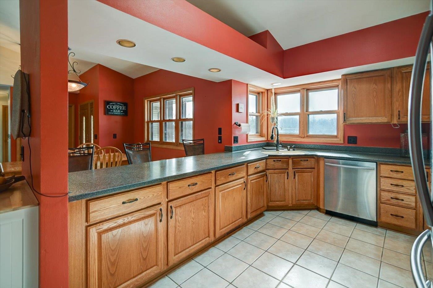 412 South Street DeForest, WI 53532 - Photo 7 of 54