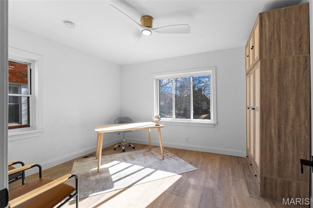 6409 Sutherland Avenue St. Louis, MO 63109 - Photo 14 of 36