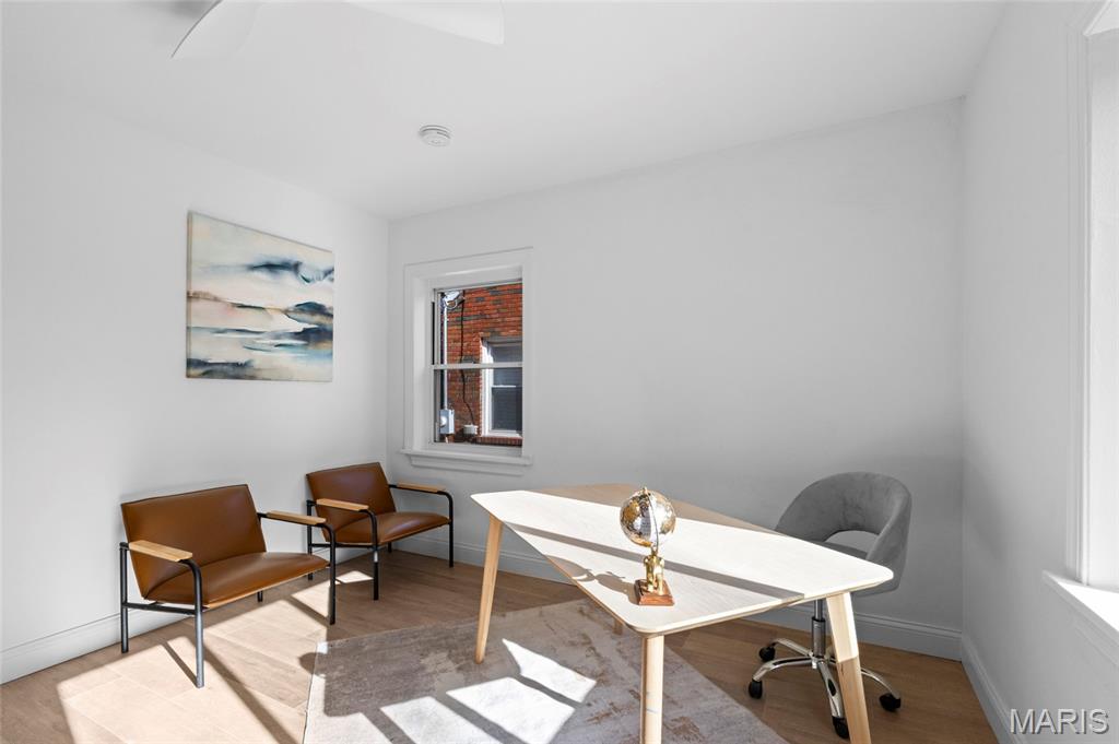 6409 Sutherland Avenue St. Louis, MO 63109 - Photo 15 of 36