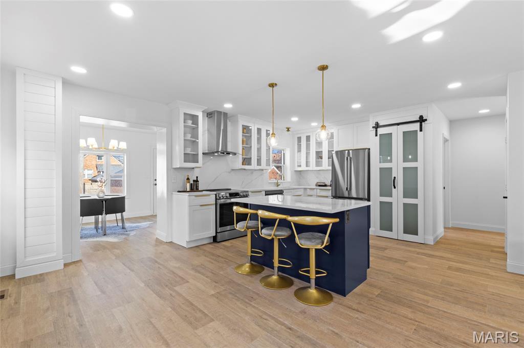 6409 Sutherland Avenue St. Louis, MO 63109 - Photo 5 of 36