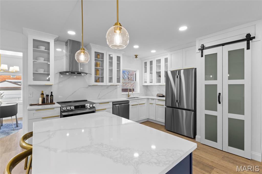 6409 Sutherland Avenue St. Louis, MO 63109 - Photo 8 of 36