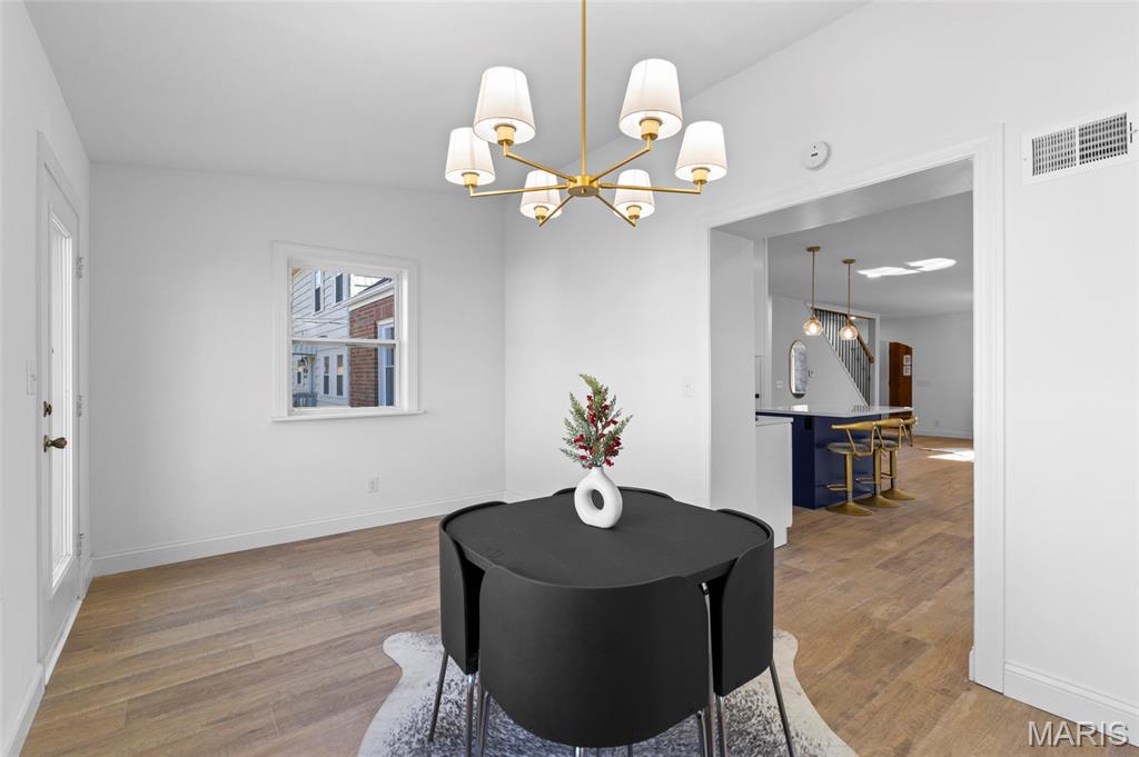 6409 Sutherland Avenue St. Louis, MO 63109 - Photo 10 of 36