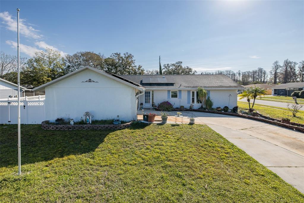 7931 Rusty Oak Drive New Port Richey, FL 34653 - Photo 2 of 39 Gallery Image 2