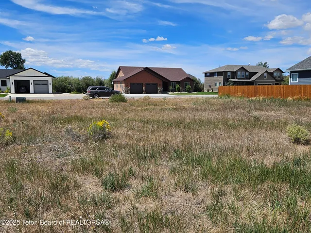 $97,000 | Lot 68 Willow Cove, Pinedale, WY 82941