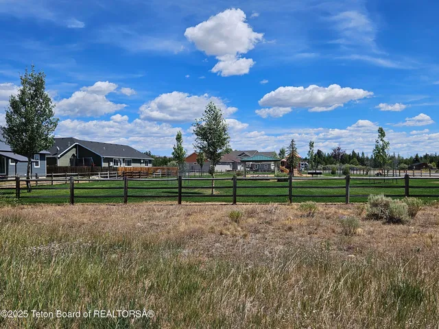 $97,000 | Lot 68 Willow Cove, Pinedale, WY 82941