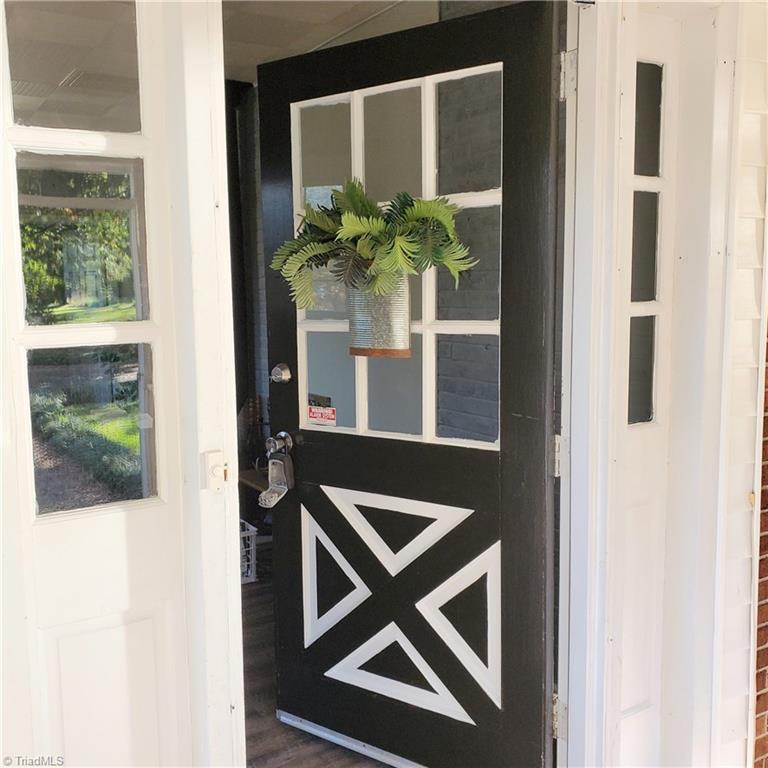 9092 Lasater Road Clemmons, NC 27012 - Photo 13 of 39 Welcome!