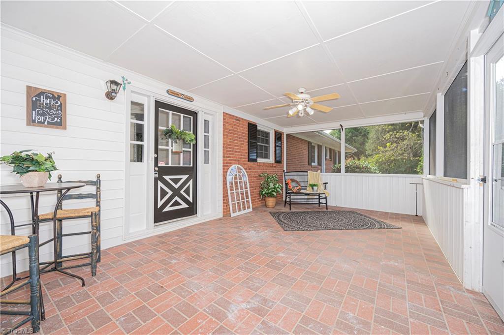 9092 Lasater Road Clemmons, NC 27012 - Photo 33 of 39 Screened Porch