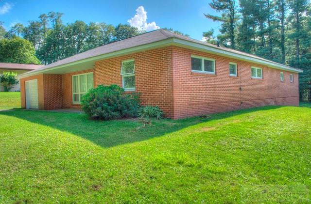 394 Horn In The W Drive Boone, NC 28607 - Photo 19 of 26 Gallery Image 19