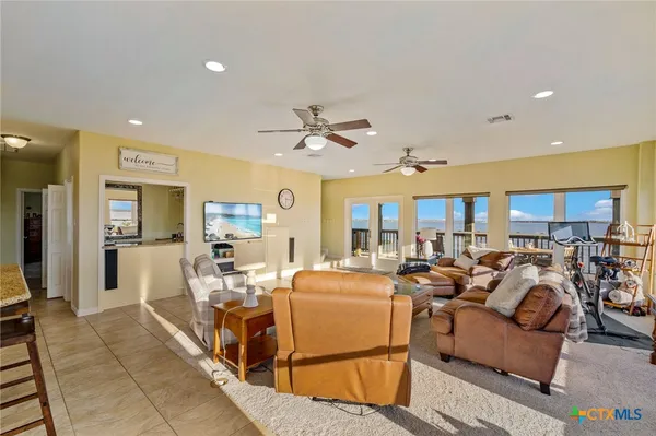 $589,999 | 1588 West Bayshore Drive, Palacios, TX 77465