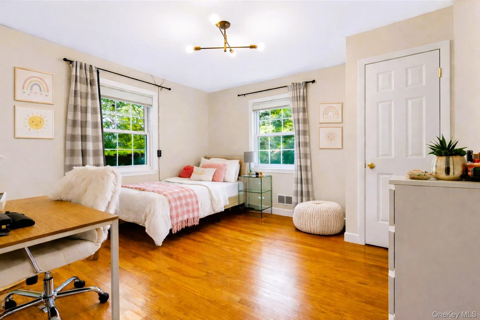 88 Spier Road Scarsdale, NY 10583 - Photo 15 of 26