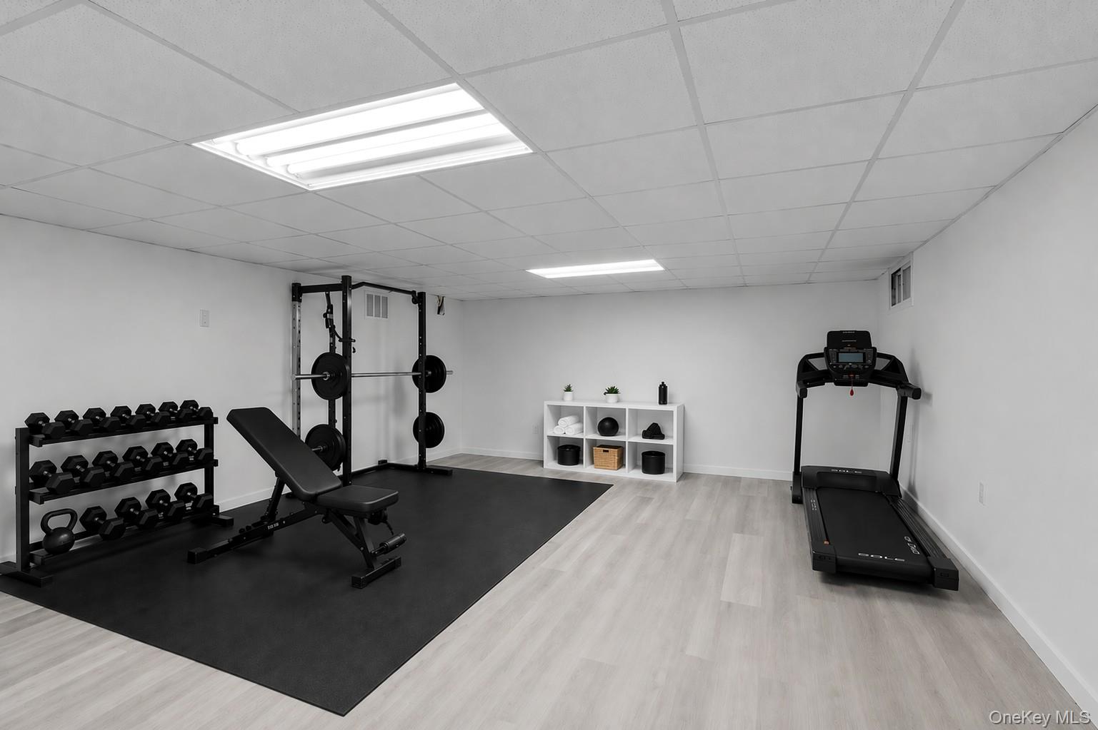 88 Spier Road Scarsdale, NY 10583 - Photo 21 of 26 Digitally staged