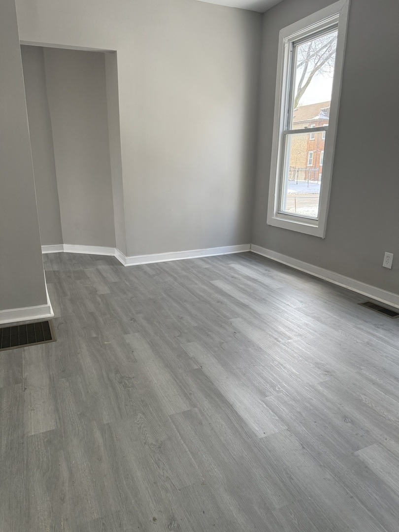 66 East 100th Street Chicago, IL 60628 - Photo 11 of 15