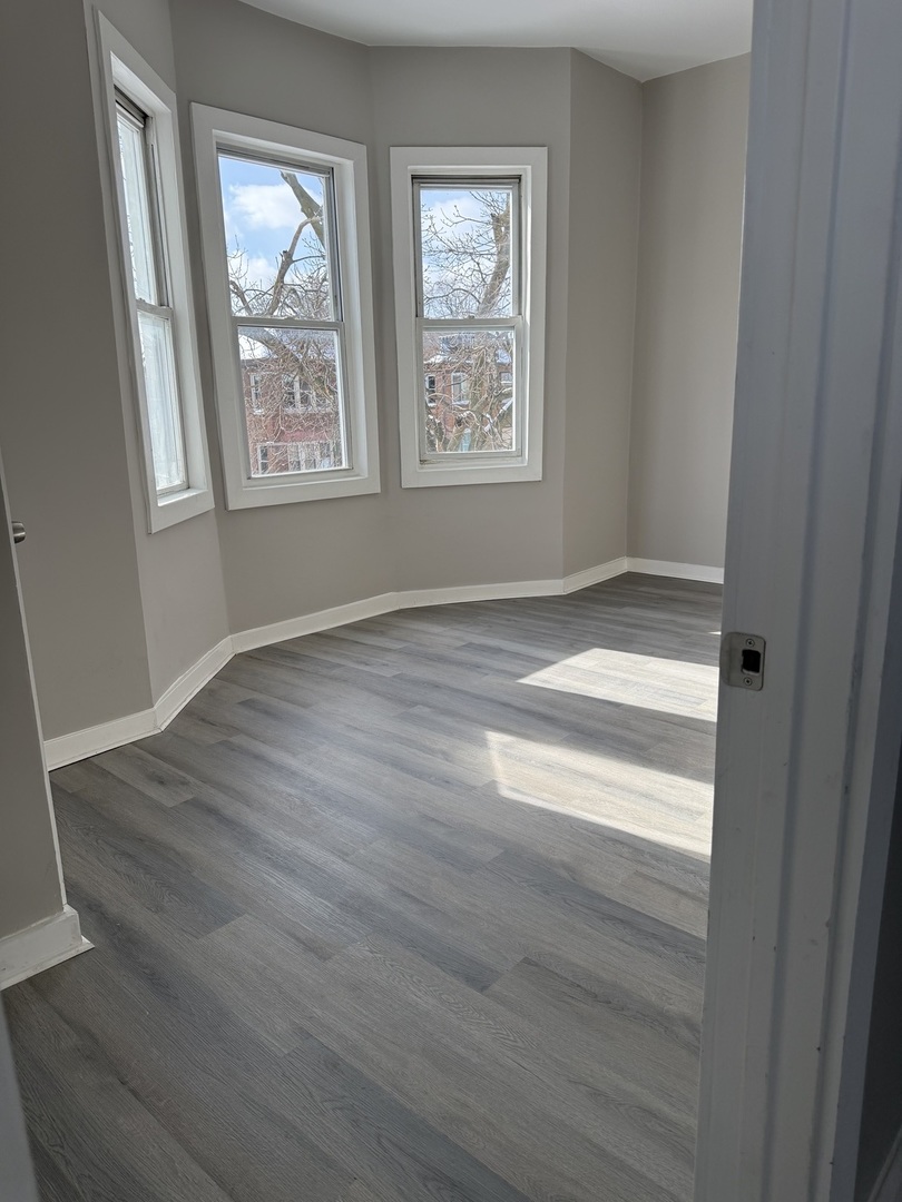 66 East 100th Street Chicago, IL 60628 - Photo 5 of 15