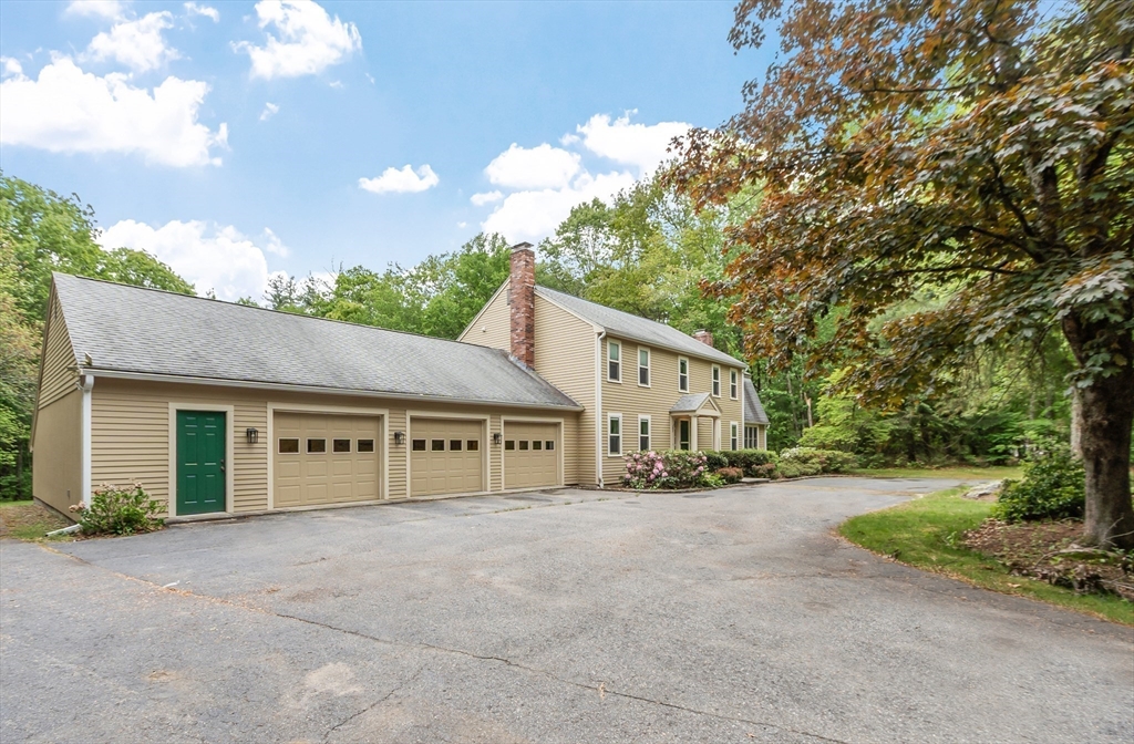 13 Jacob Gates Road Harvard, MA 01451 - Photo 2 of 40