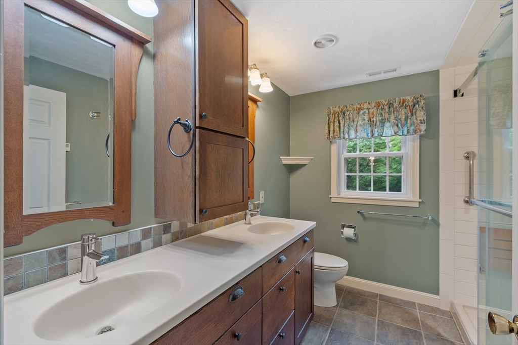 13 Jacob Gates Road Harvard, MA 01451 - Photo 33 of 40