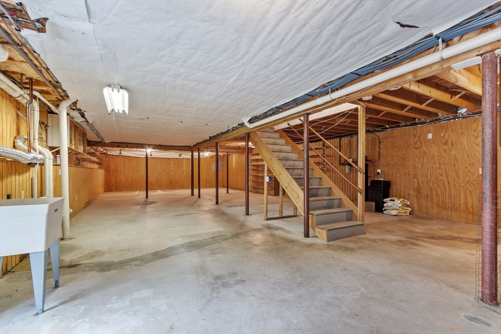 13 Jacob Gates Road Harvard, MA 01451 - Photo 38 of 40