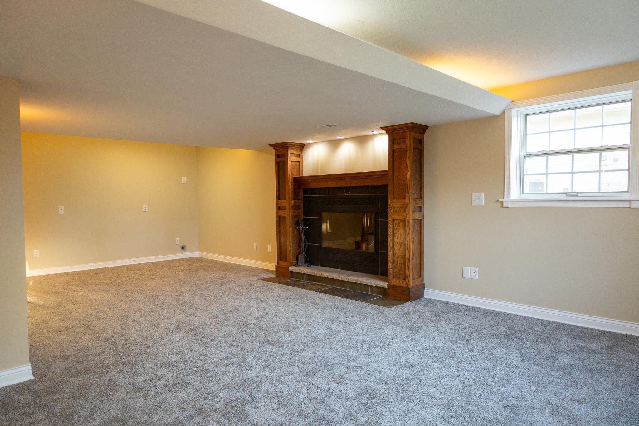 4426 Manchester Lane Northwest Rochester, MN 55901 - Photo 32 of 46