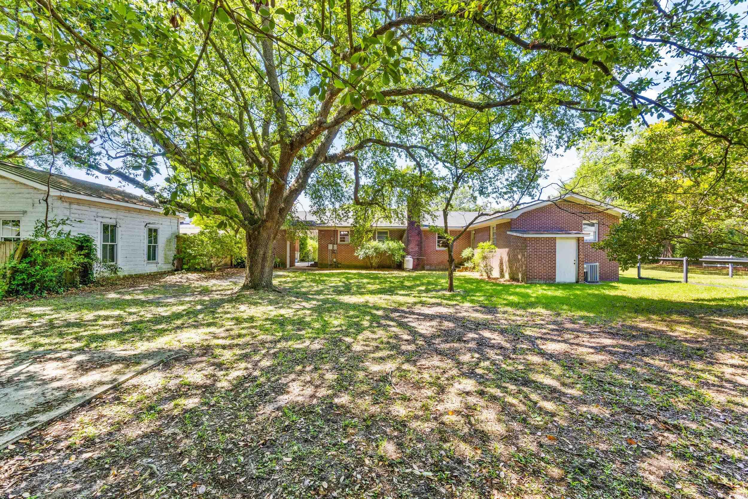 124 St James Street Georgetown, SC 29440 - Photo 6 of 18