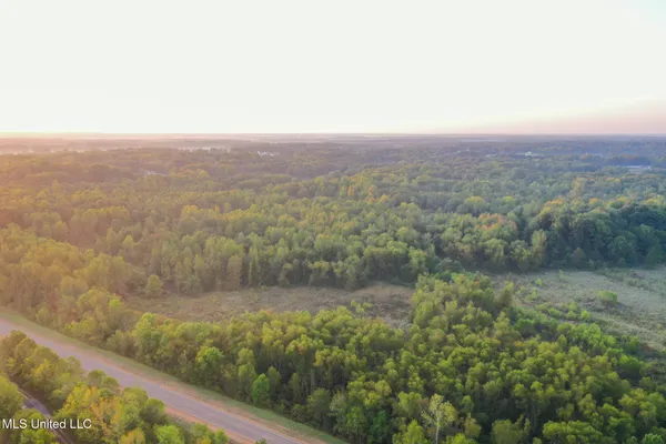 $299,000 | East Commerce Street, Hernando, MS 38632