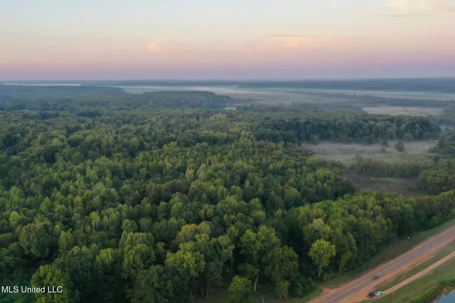 $299,000 | East Commerce Street, Hernando, MS 38632