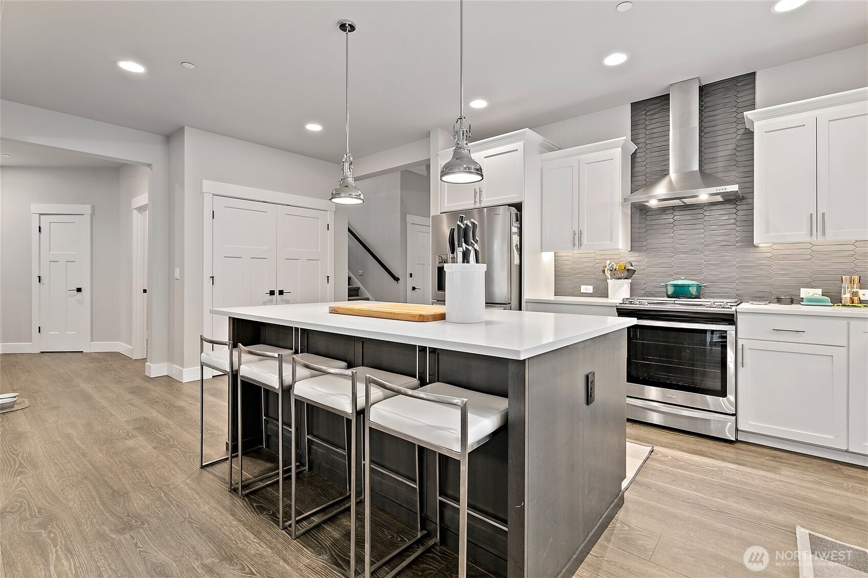 7716 Connells Prairie Road East Bonney Lake, WA 98391 - Photo 11 of 34 Gallery Image 11