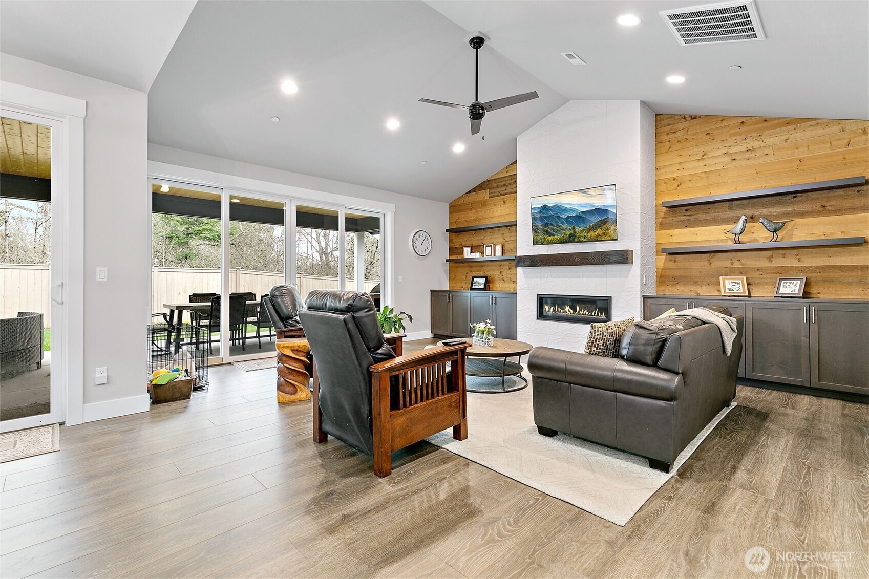 7716 Connells Prairie Road East Bonney Lake, WA 98391 - Photo 4 of 34 Gallery Image 4