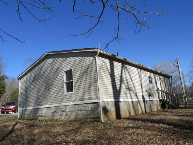 1014 Kay Road Clarksville, TN 37042 - Photo 3 of 12 Gallery Image 3