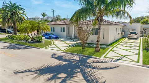 $5,495,000 | 500 94th Street, Surfside, FL 33154