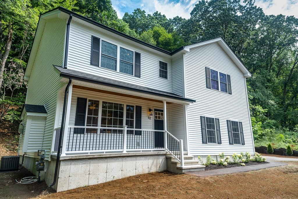 62 Britton Street Chicopee, MA 01020 - Photo 1 of 35