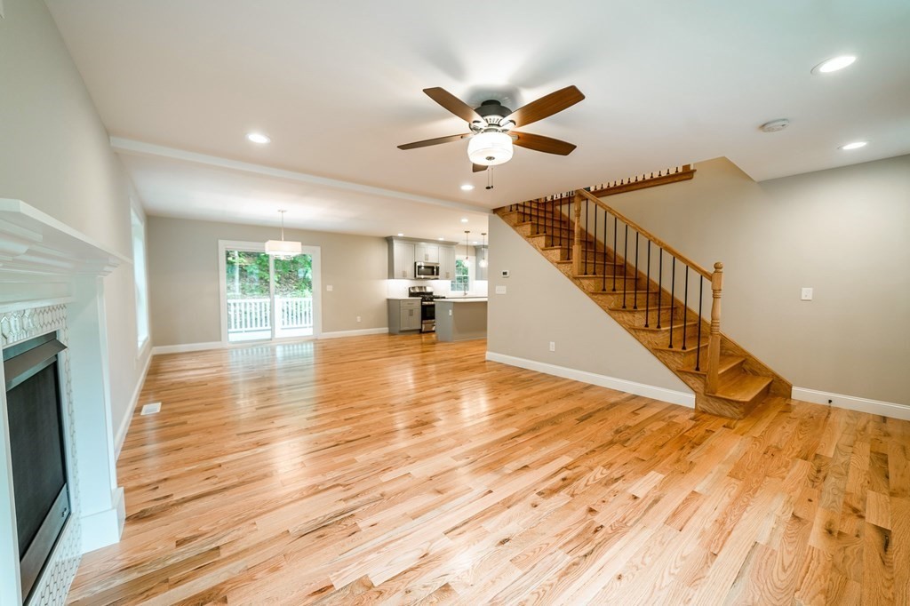 62 Britton Street Chicopee, MA 01020 - Photo 20 of 35