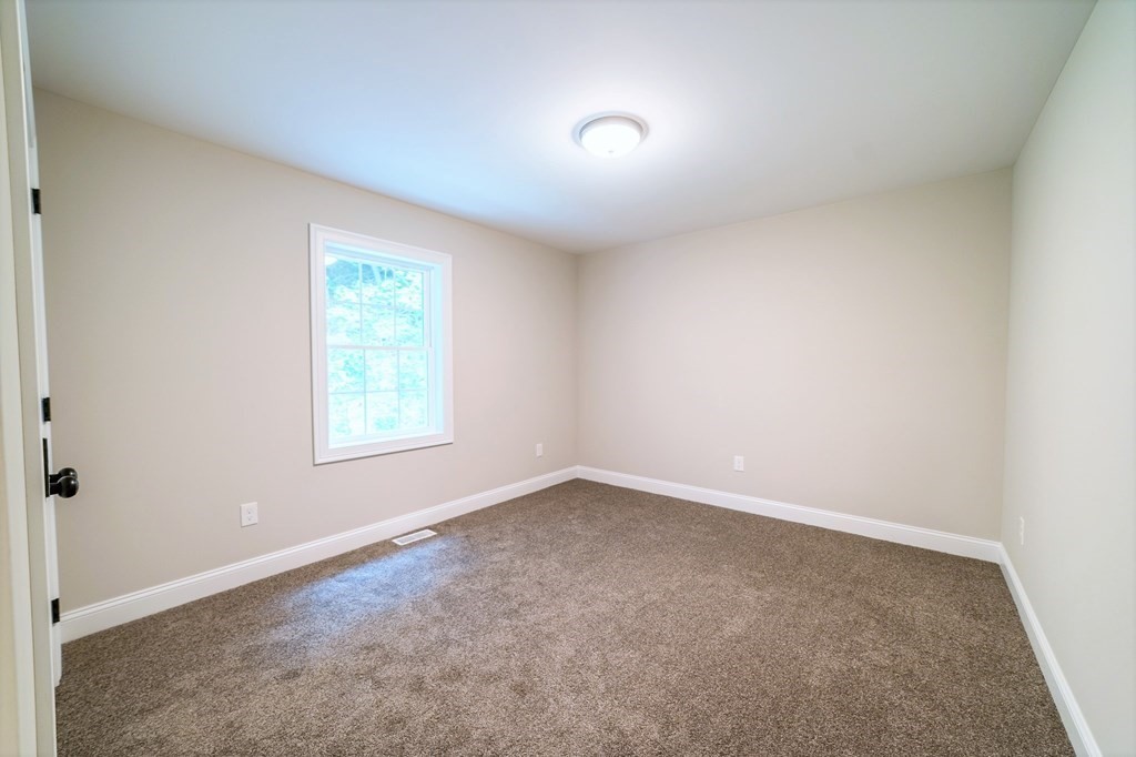 62 Britton Street Chicopee, MA 01020 - Photo 24 of 35