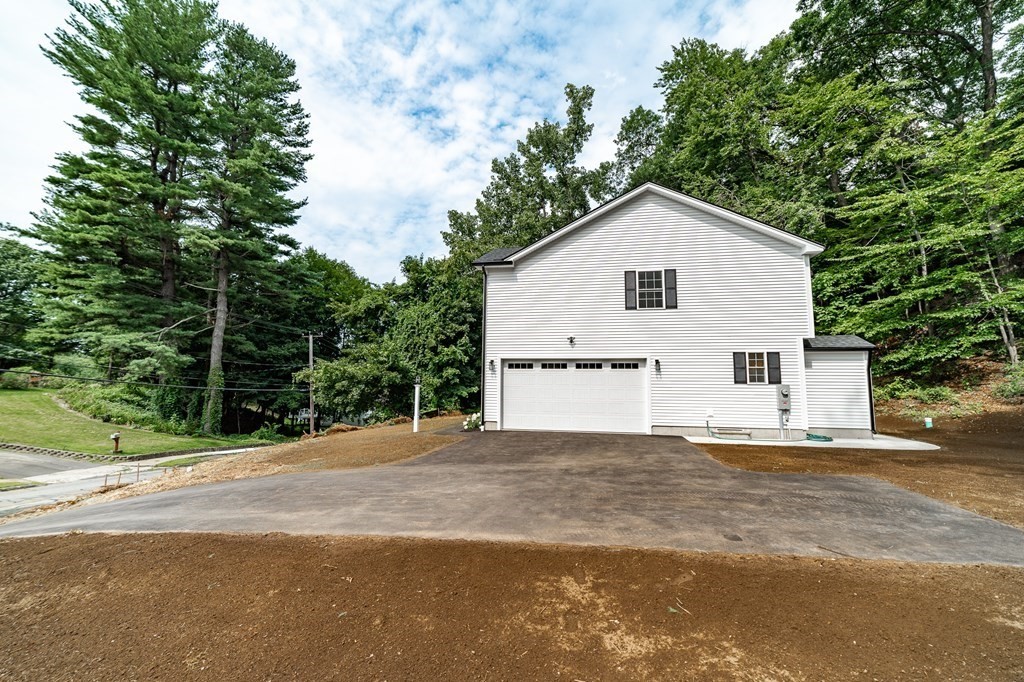 62 Britton Street Chicopee, MA 01020 - Photo 33 of 35