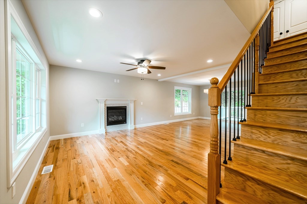 62 Britton Street Chicopee, MA 01020 - Photo 7 of 35