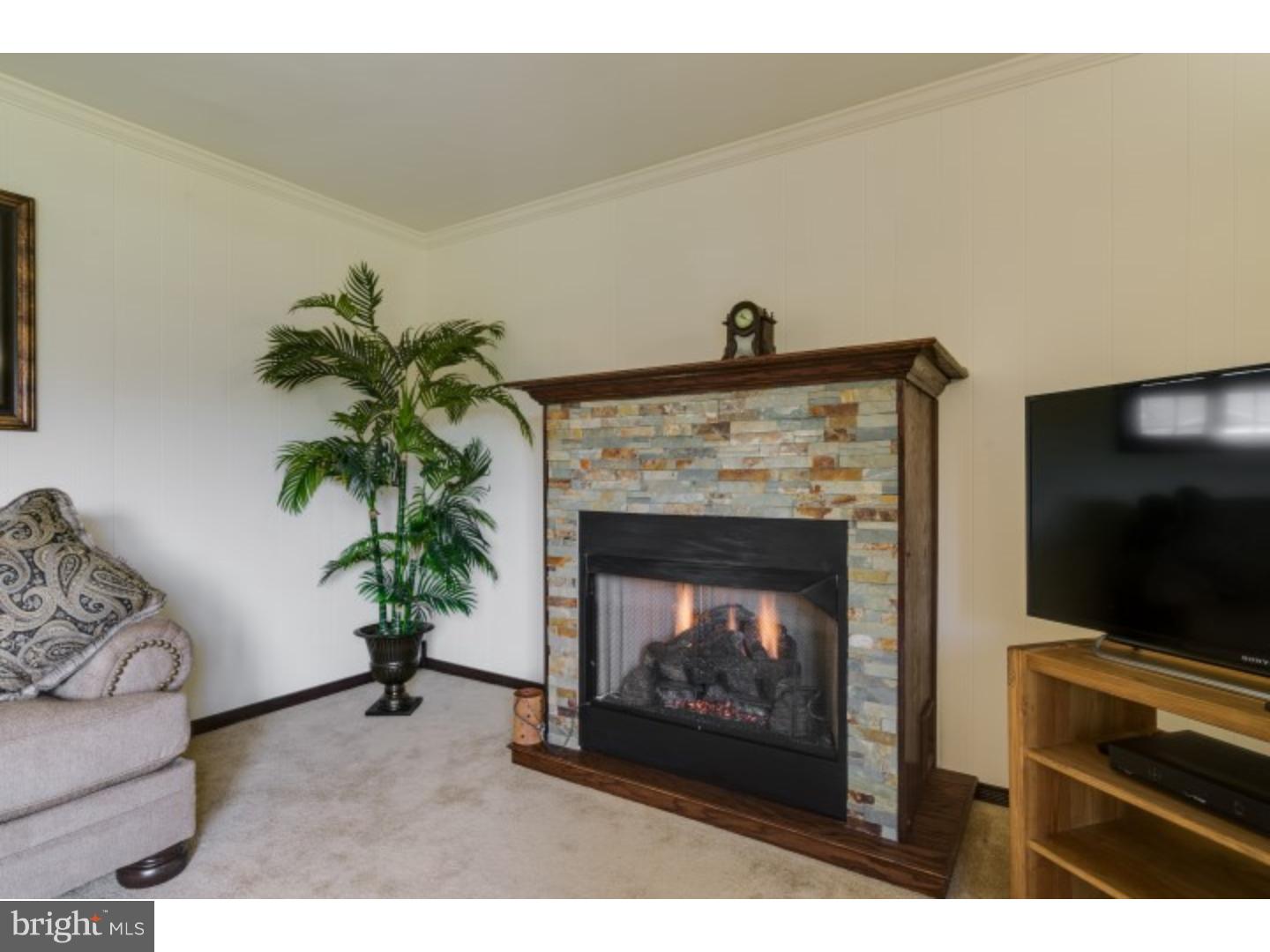 27 Stratton Drive Hamilton, NJ 08690 - Photo 11 of 25 Gallery Image 11