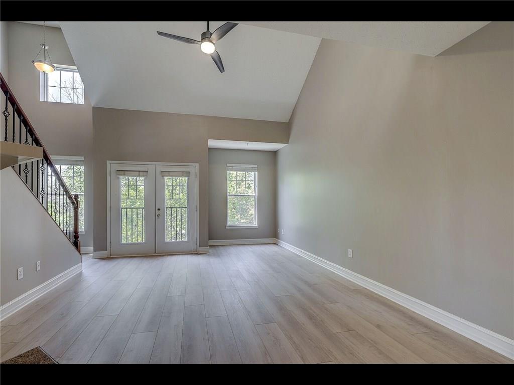 1029 Reserve Way Indianapolis, IN 46220 - Photo 11 of 32