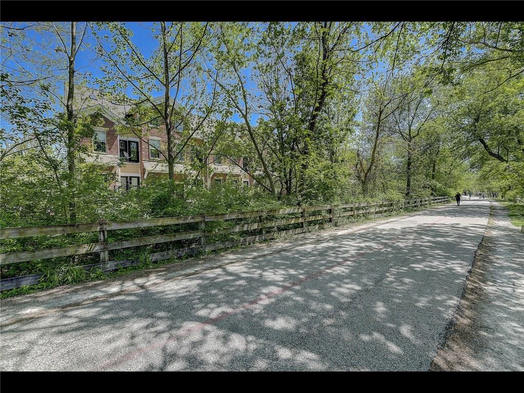 1029 Reserve Way Indianapolis, IN 46220 - Photo 30 of 32