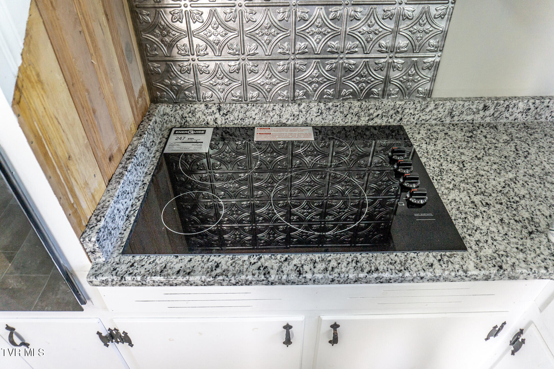 331 Paul Street Greeneville, TN 37743 - Photo 11 of 51 331PaulG__043