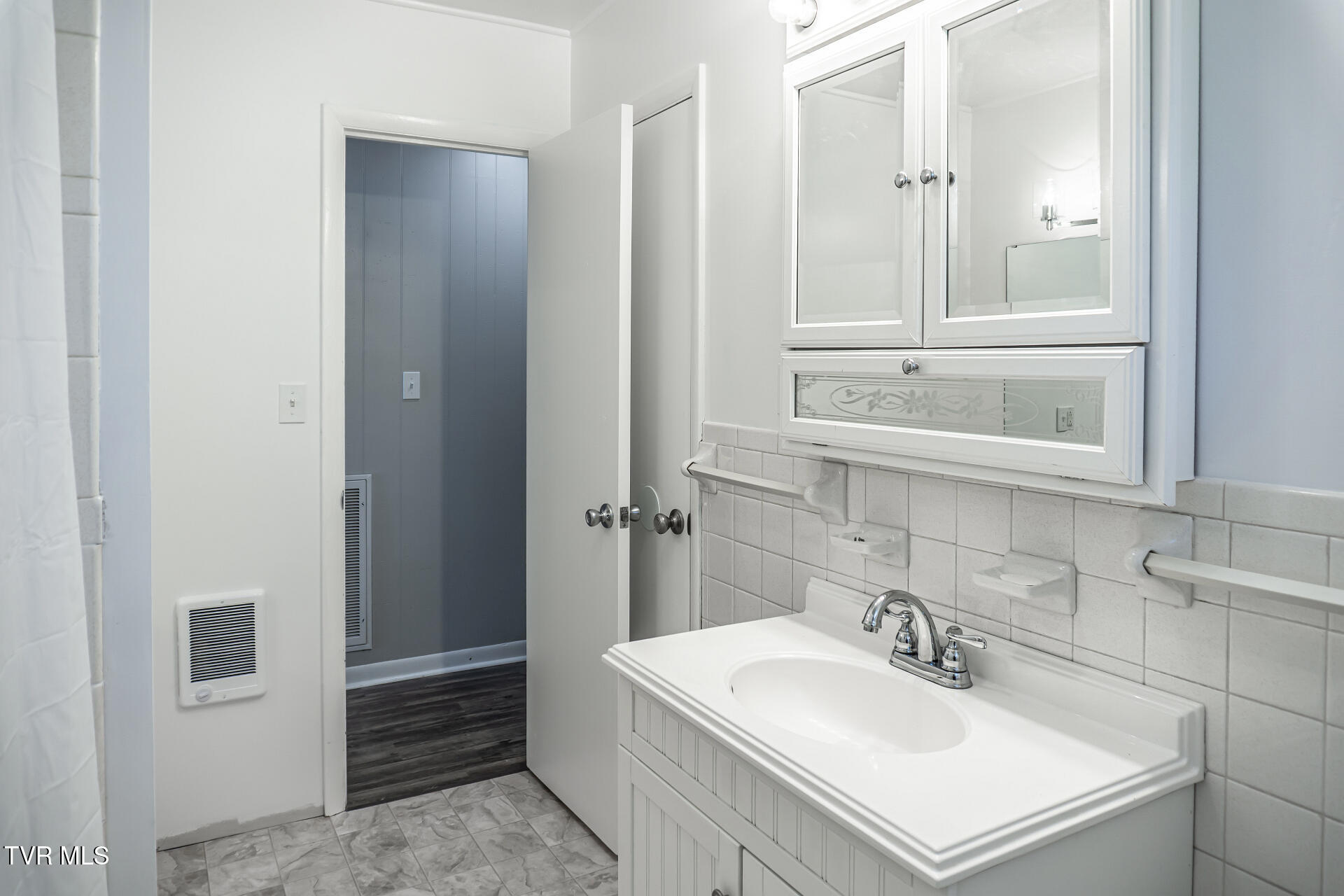 331 Paul Street Greeneville, TN 37743 - Photo 26 of 51 331PaulG__016