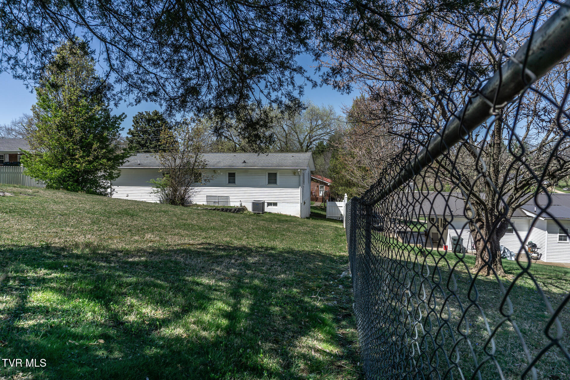 331 Paul Street Greeneville, TN 37743 - Photo 38 of 51 331PaulG__033